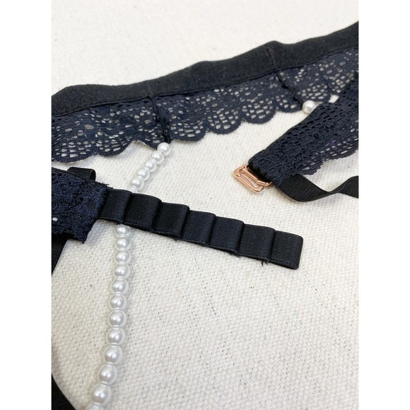 Savage X Fenty Black and faux Pearl Garter belt - Picture 6 of 7